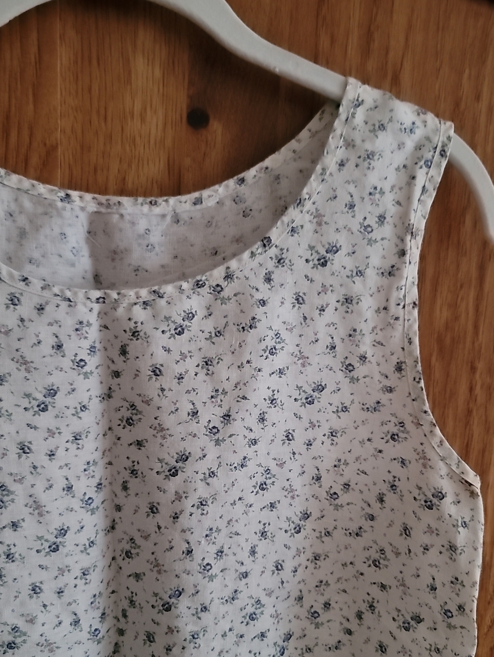 100% Linen Sleeveless Floral Ruffle Hem Tank Top - Light Blue on White - Picture 3 of 5